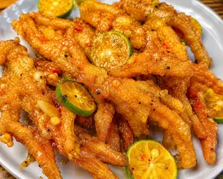 Hình ảnh CHÂN CHIÊN SỐT TIÊU TẮC 