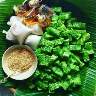 Hình ảnh Bánh đúc lá dứa