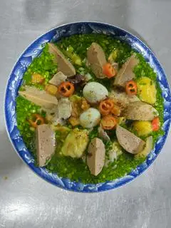 Hình ảnh Hoành thánh thịt bò viên