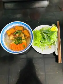 Hình ảnh Hủ tiếu chay - xúc xích