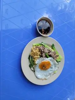 Hình ảnh Mì xào bò trứng