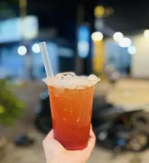 Hình ảnh Hồng Trà Dâu (700ml)
