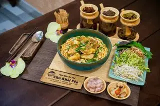 Hình ảnh Bún bò sườn sụn