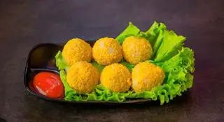 Hình ảnh khoai môn lệ phố 
