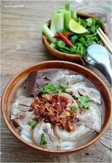 Hình ảnh bánh canh giò gân thịt bắp huyết