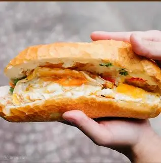 Hình ảnh Bánh mì ốp la 