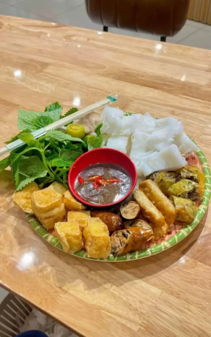 Hình ảnh BÚN ĐẬU MẮM TÔM ĐẦY ĐỦ
