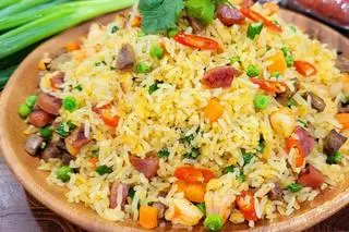 Hình ảnh Cơm chiên dương châu 