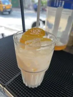 Hình ảnh Yogurt cam đào 