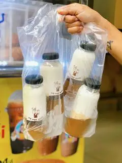 Hình ảnh Cafe muối chai lớn