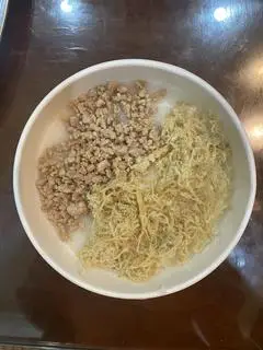 Hình ảnh Cháo thịt băm ruốc+ quẩy