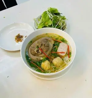 Hình ảnh Bún Giò Heo ( tô lớn )