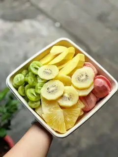 Hình ảnh Mix 5( kiwi,nho mẫu đơn,dứa,ổi,xoài)