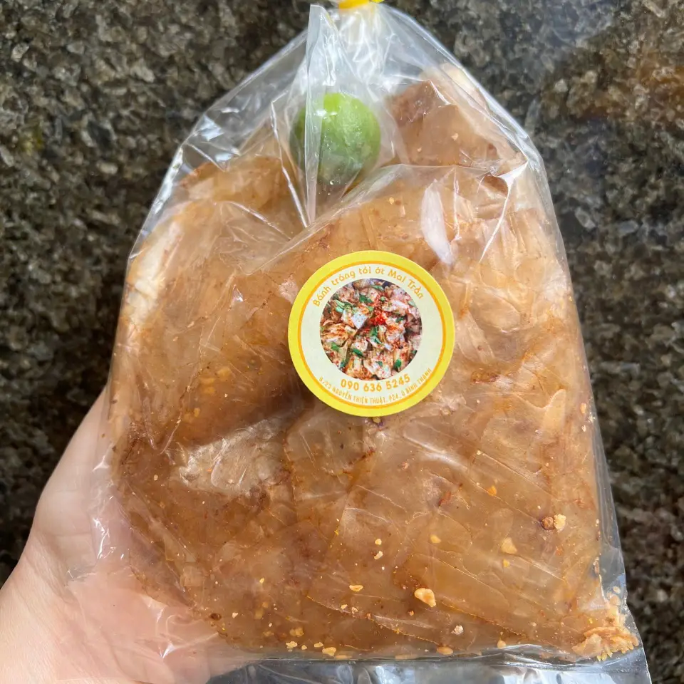 Hình ảnh Bánh tráng muối tỏi tắc siêu cay