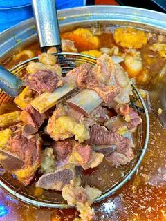 Hình ảnh Bún bò sườn sụn
