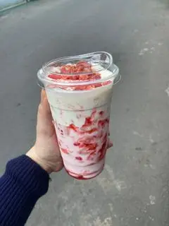 Hình ảnh Dâu Latte Kem Muối 