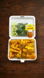 Hình ảnh Gà Ta Ủ Muối Nguyên Con (Chặt Sẵn) Ăn Lạnh