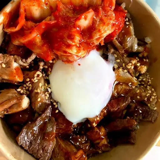 Hình ảnh Cơm thịt lợn - gà nướng−豚ロース＋鳥丼