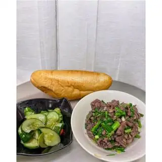Hình ảnh bánh mỳ bò xào