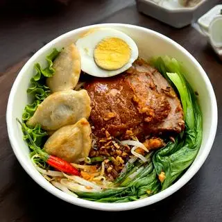Hình ảnh Hủ tiếu/Mì trộn 4 loại Topping khách tự mix ( Many prefer^^)