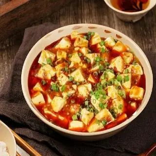 Hình ảnh Cơm Đậu Hũ Non Thịt Bằm Sốt Chua Ngọt