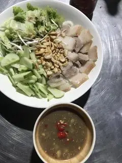 Hình ảnh Bún thịt luộc mắm nêm