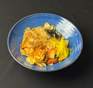 Hình ảnh Mì ramen xào hải sản