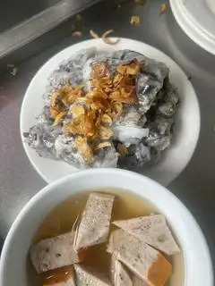 Hình ảnh Bánh Cuốn Chả Quế