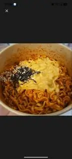 Hình ảnh Mì cay sốt phô mai k topping 