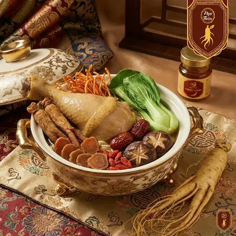 Hình ảnh Mì đùi gà hầm hồng sâm đại bổ - 1 đùi
