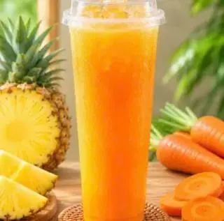 Hình ảnh Nước ép Dứa Mix Cà rốt Lý 700ml ( có đá)