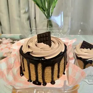 Hình ảnh Bánh Cuộn Socola
