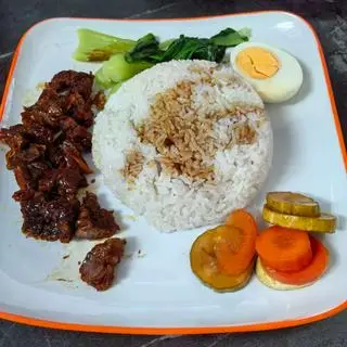 Hình ảnh Cơm thịt bò kho - 卤牛肉饭