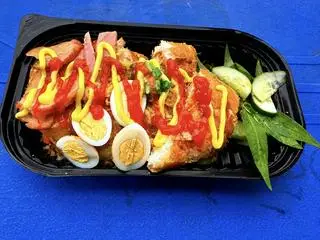 Hình ảnh Bánh mì nướng sốt bơ siêu topping