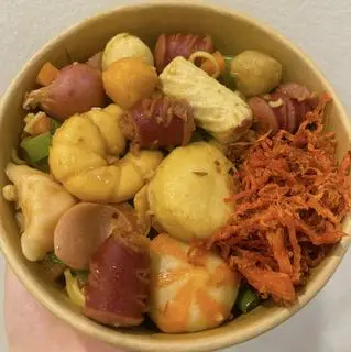 Hình ảnh Mì trộn siêu topping