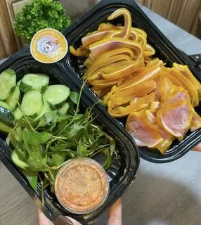 Hình ảnh Tai heo ủ muối