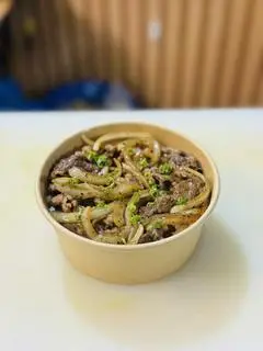 Hình ảnh Cơm bò sốt tiêu đen