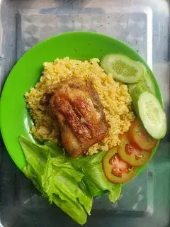 Hình ảnh Cơm gà+da gà xối mỡ
