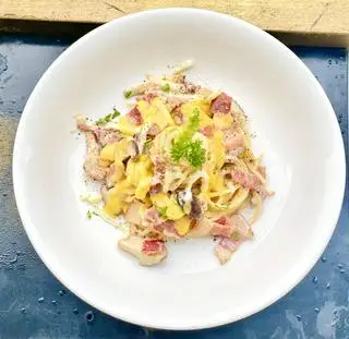 Hình ảnh Mì Ý Bacon Sốt Trứng Muối