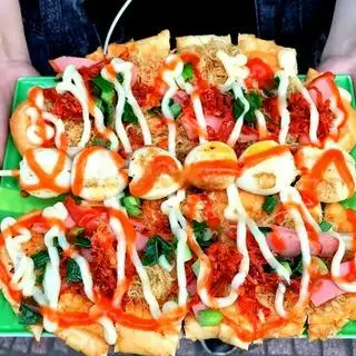 Hình ảnh Bánh mỳ bơ tỏi nướng muối ớt