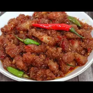 Hình ảnh Cơm Ba Rọi Chiên Sả