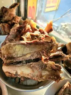 Hình ảnh Bún bò sườn bò