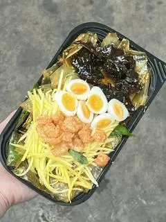 Hình ảnh Dẻo trộn sốt bò đen đặc biệt