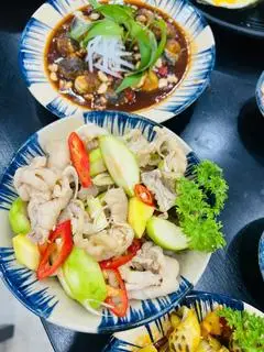 Hình ảnh Chân gà sả tắc rút xương