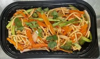 Hình ảnh Mì Ý xào rau củ