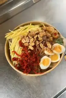 Hình ảnh bánh tráng trộn full topping