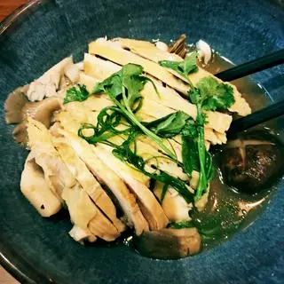 Hình ảnh Mì Ramen Thịt Gà Ta