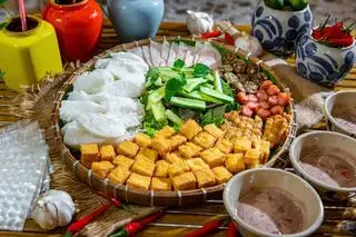 Hình ảnh Thập Cẩm 3 Người + Bún Thêm