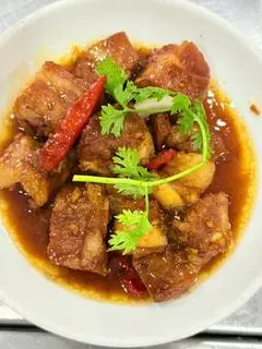 Hình ảnh Cơm sườn non ram mặn