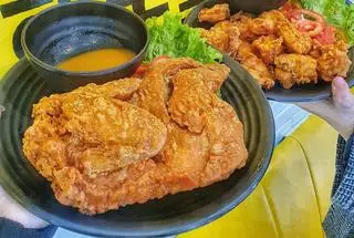 Hình ảnh Gà Nửa Con Chiên Giòn 